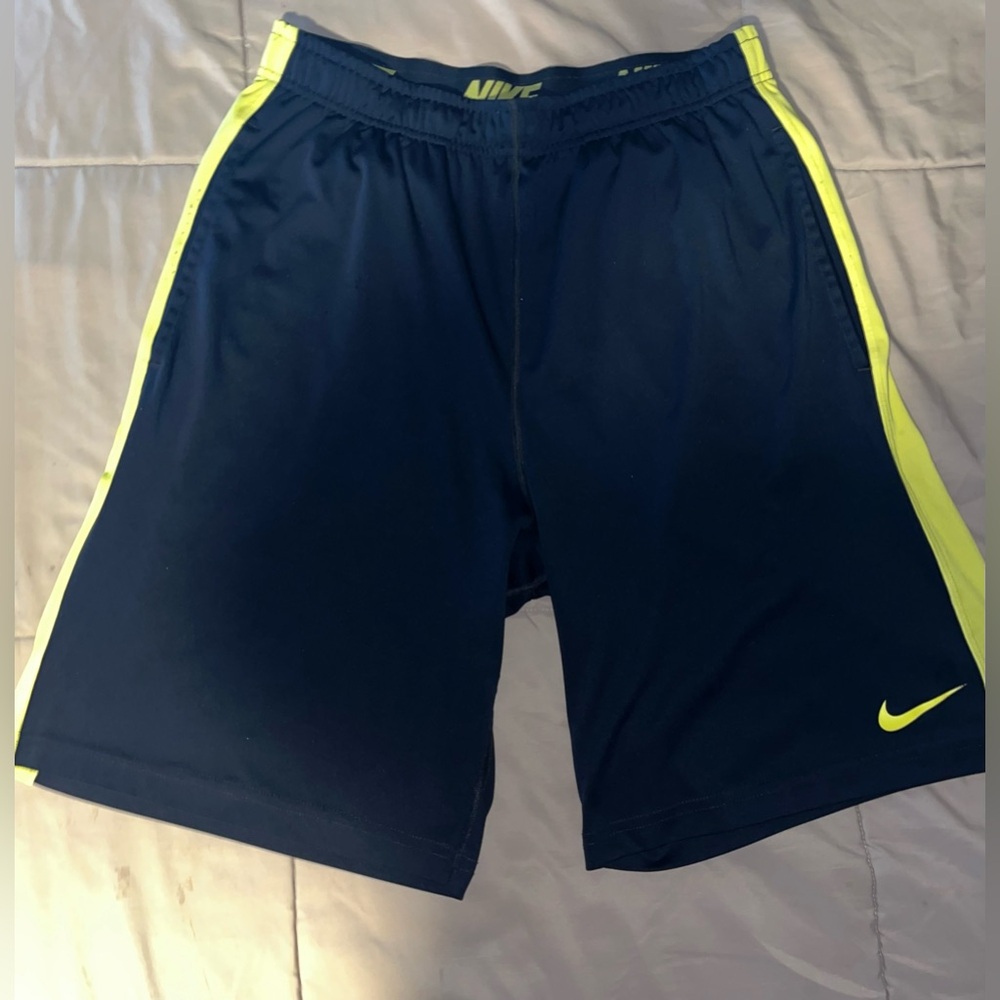 Nike DRI-FIT Athletic Gym Training Basketball Sports Shorts Blue Neon Yellow MED